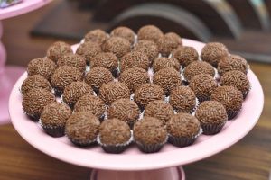 Kit-Brigadeiro-Personalizado-03