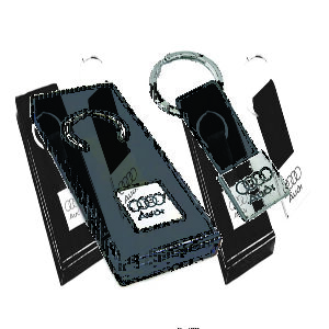 Chaveiro em metal e couro personalizado